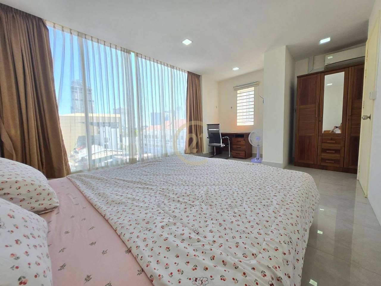 Western One Bedroom For Rent At Tonle Bassac