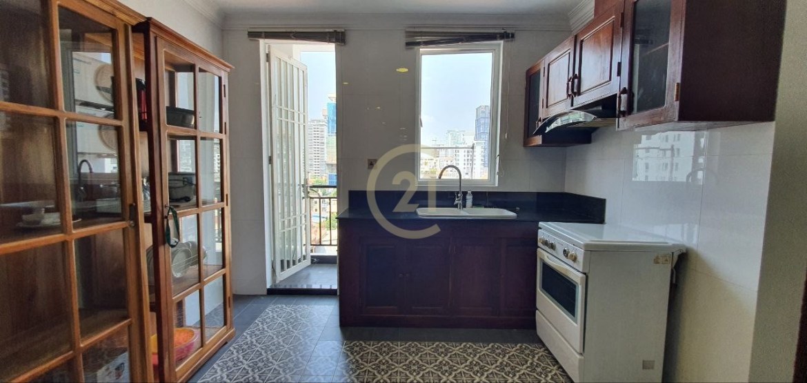 3 Bedroom Apartment For Rent at Tonle Bassac