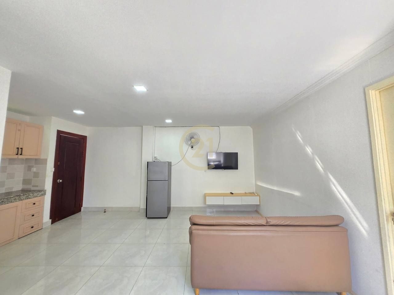 Western One Bedroom For Rent At Tonle Bassac