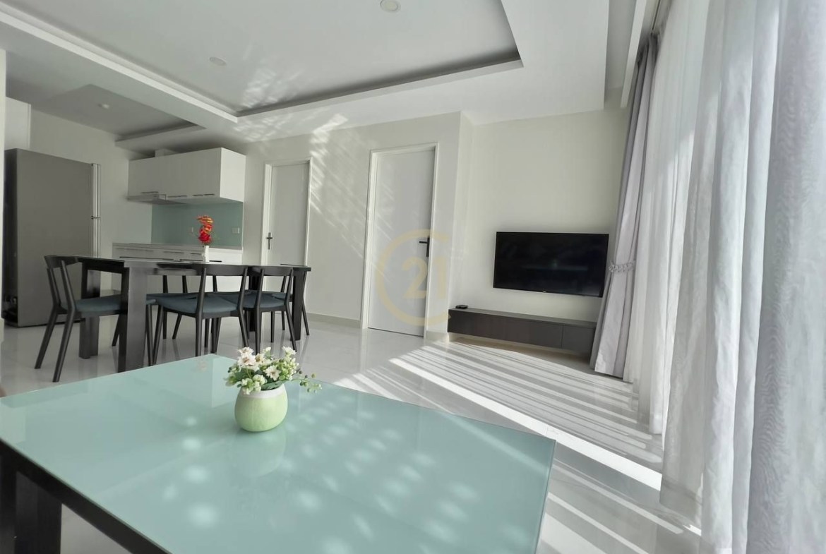 Luxury Two Bedroom For Rent At BKK1