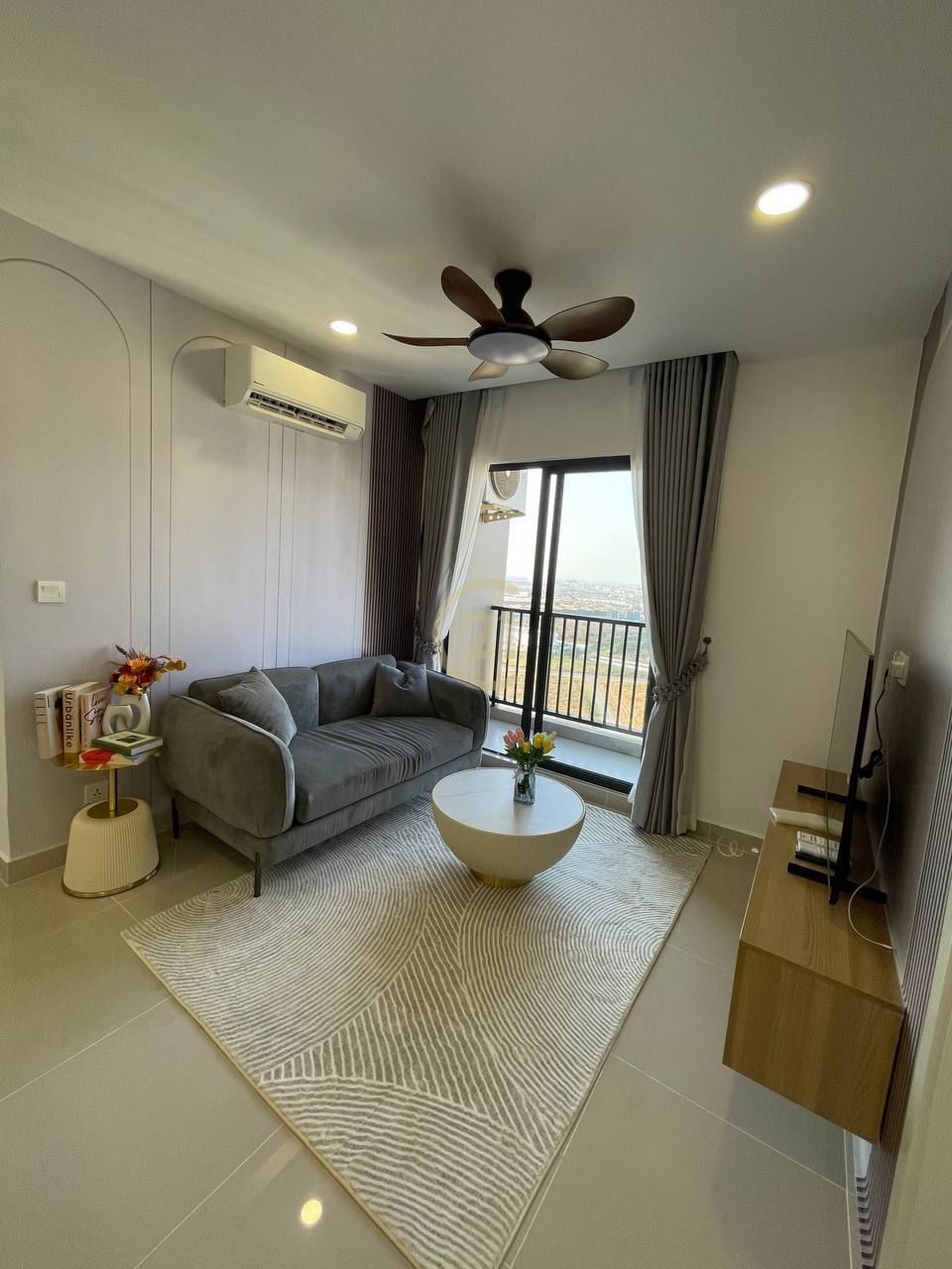 Best 2 Bedroom Condo For Rent Near Aeon 2