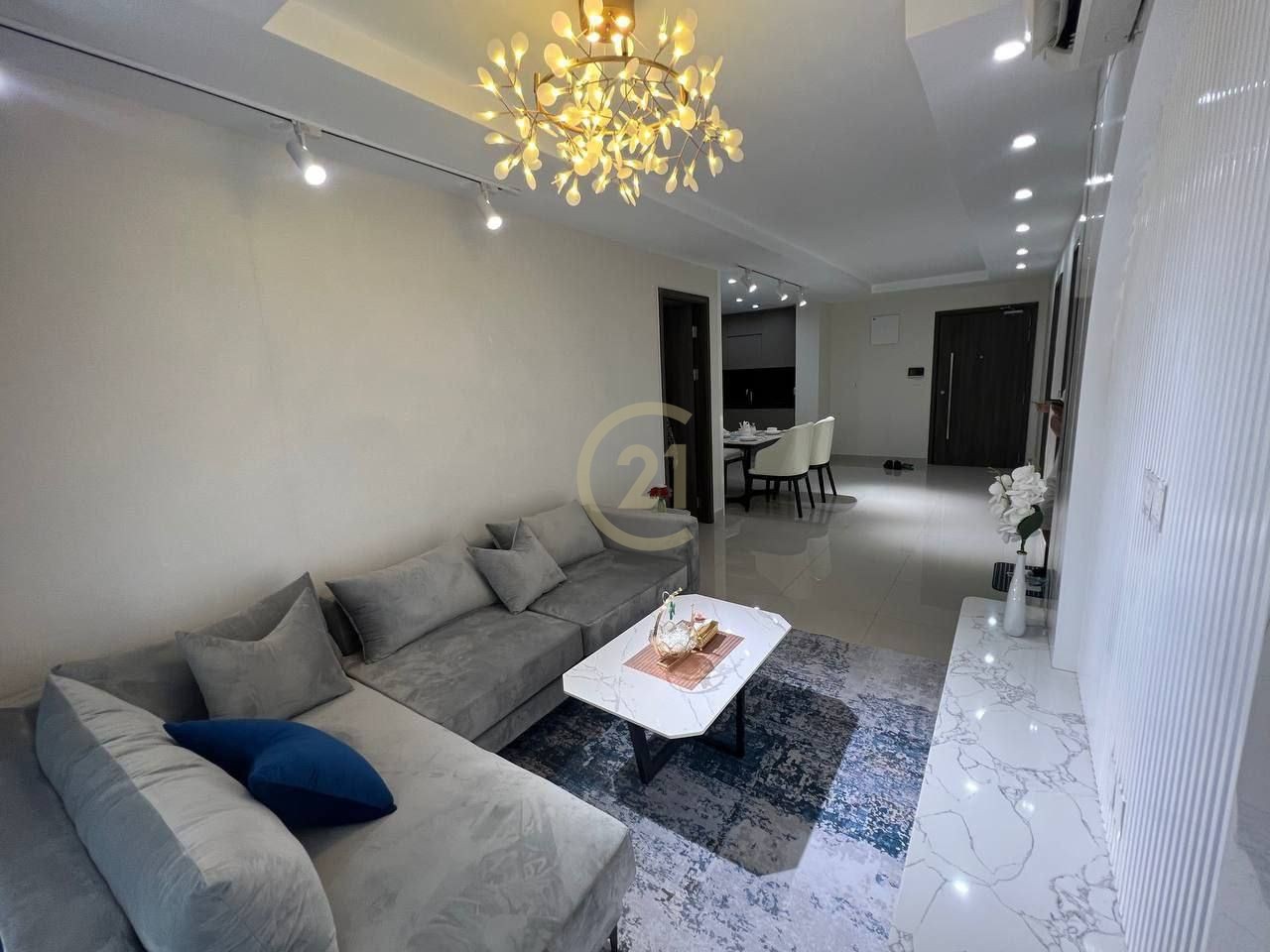 Luxuries 3 Bedroom For Rent at The Peak