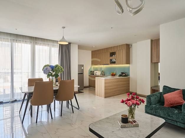 Best 1-BR Apartment for Rent in Prime BKK1