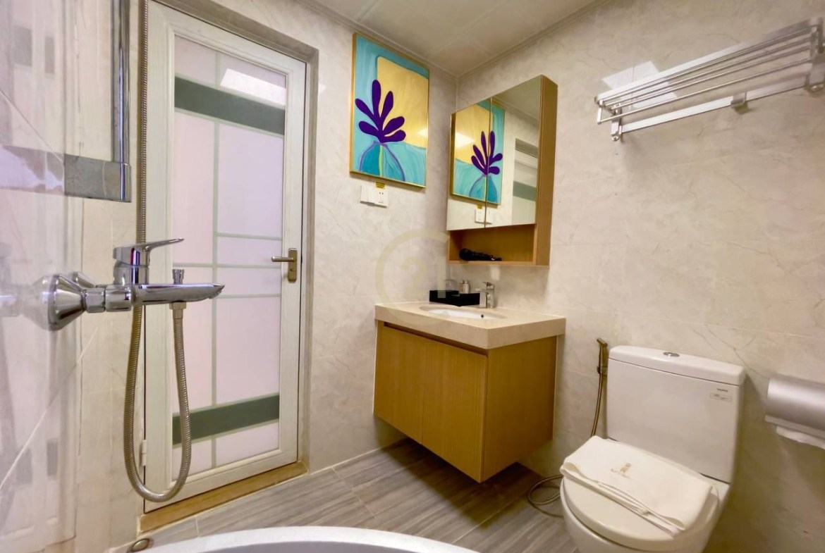 Luxury Two Bedroom For Rent At TK