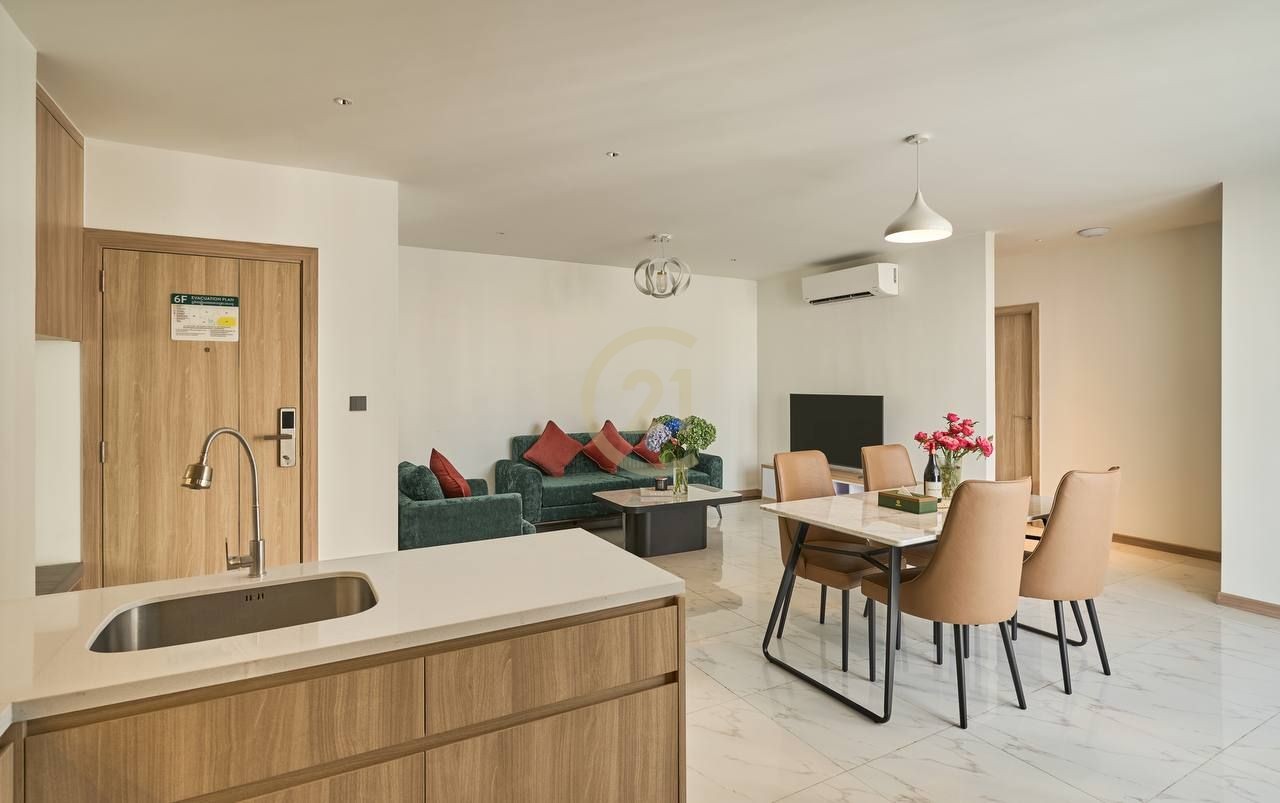 Best 1-BR Apartment for Rent in Prime BKK1