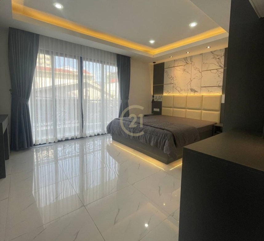 Brand new One Bedroom For Rent At BKK3