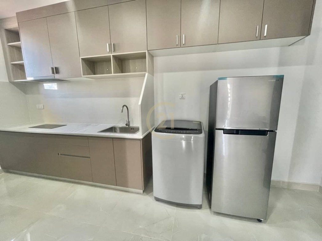 Luxury Two Bedroom For Rent At BKK1