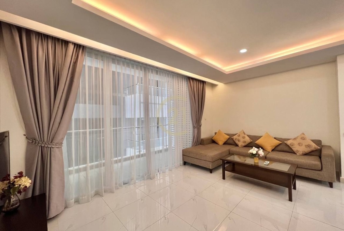 Luxury Three Bedroom For Rent At BKK1