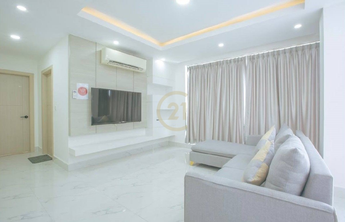 Luxury Two Bedroom For Rent At BKK1