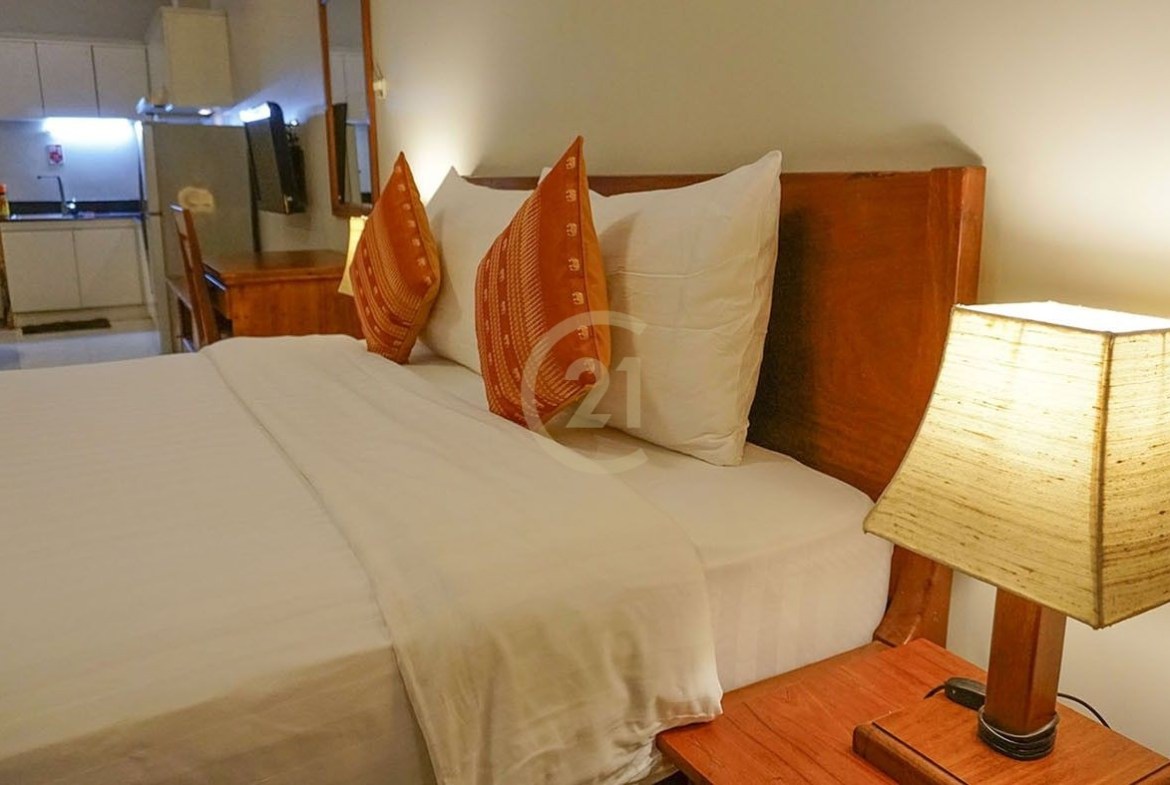 Spacious Studio Room with Balcony for Rent in TTP
