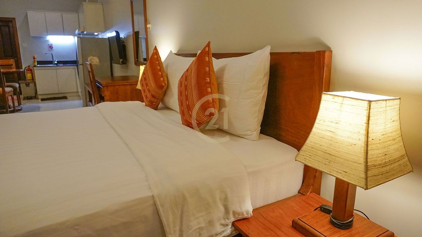 Spacious Studio Room with Balcony for Rent in TTP