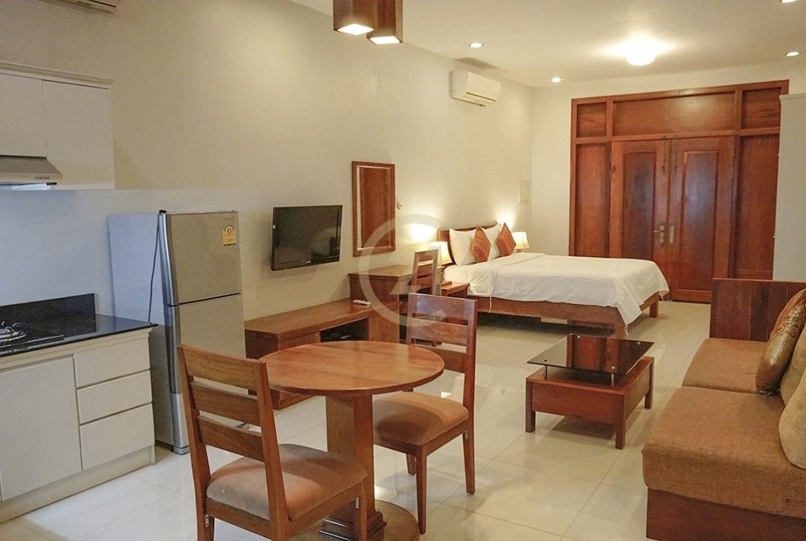 Spacious Studio Room with Balcony for Rent in TTP