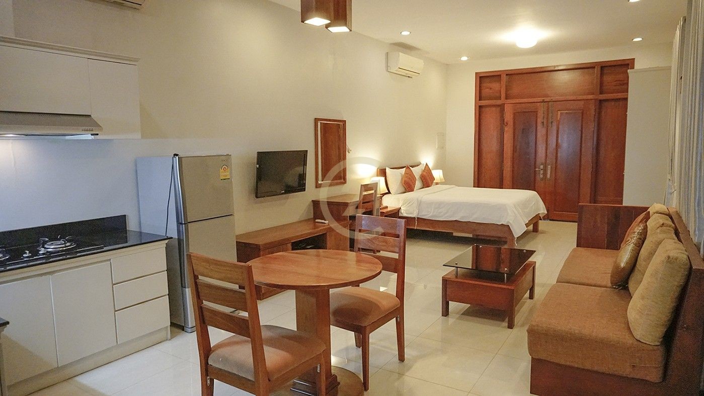 Spacious Studio Room with Balcony for Rent in TTP
