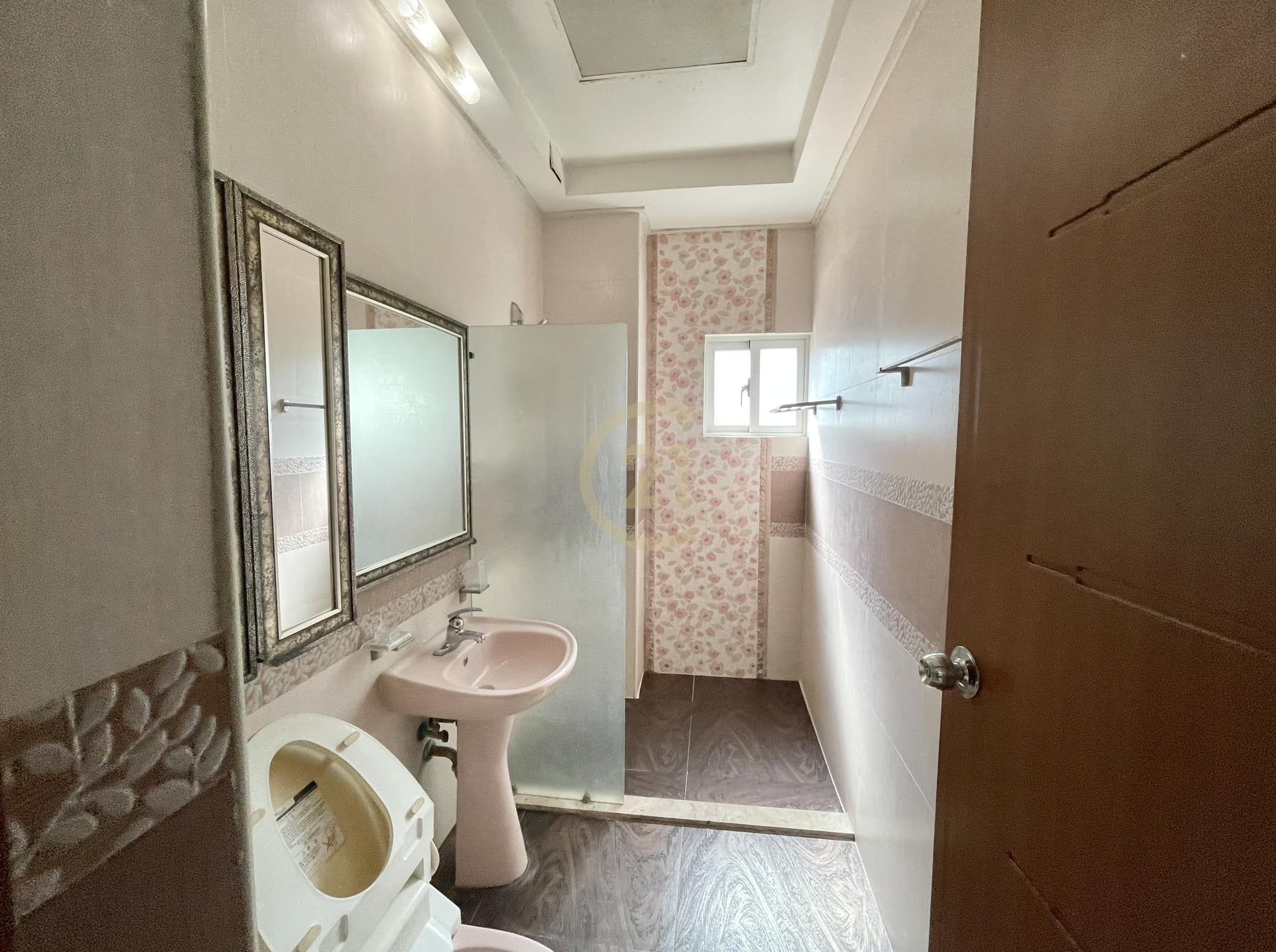 MODERN ONE BEDROOM FOR RENT