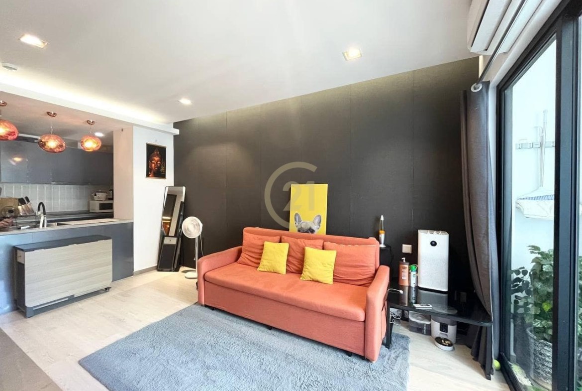 Condo 2 Bedroom for Rent at Urban Village