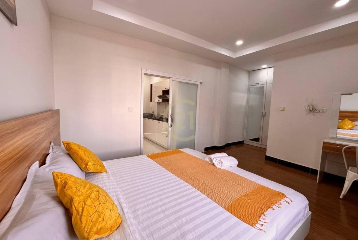WESTERN ONE BEDROOM FOR RENT