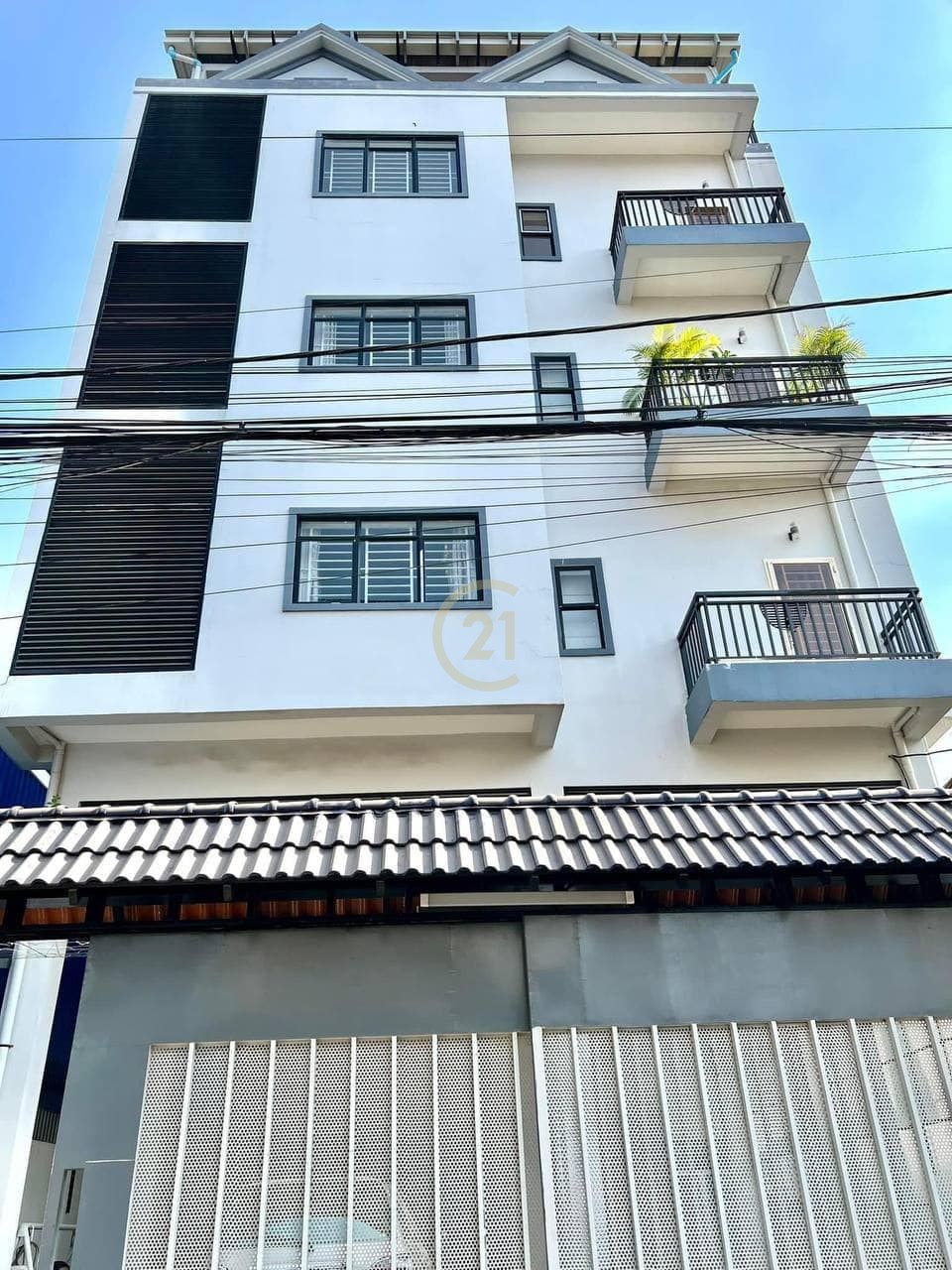 484378315_993412739592050_8290669478296086144_n WESTERN ONE BEDROOM FOR RENT