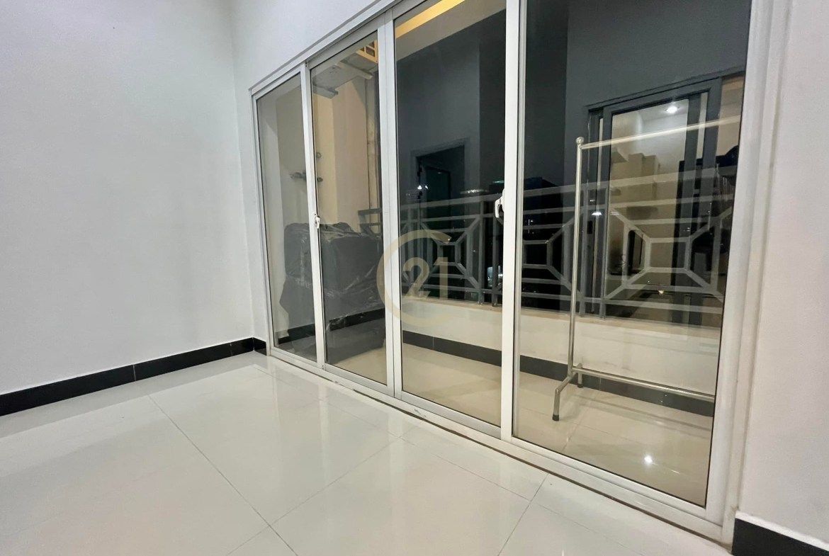 CLASSIC ONE BEDROOM FOR RENT