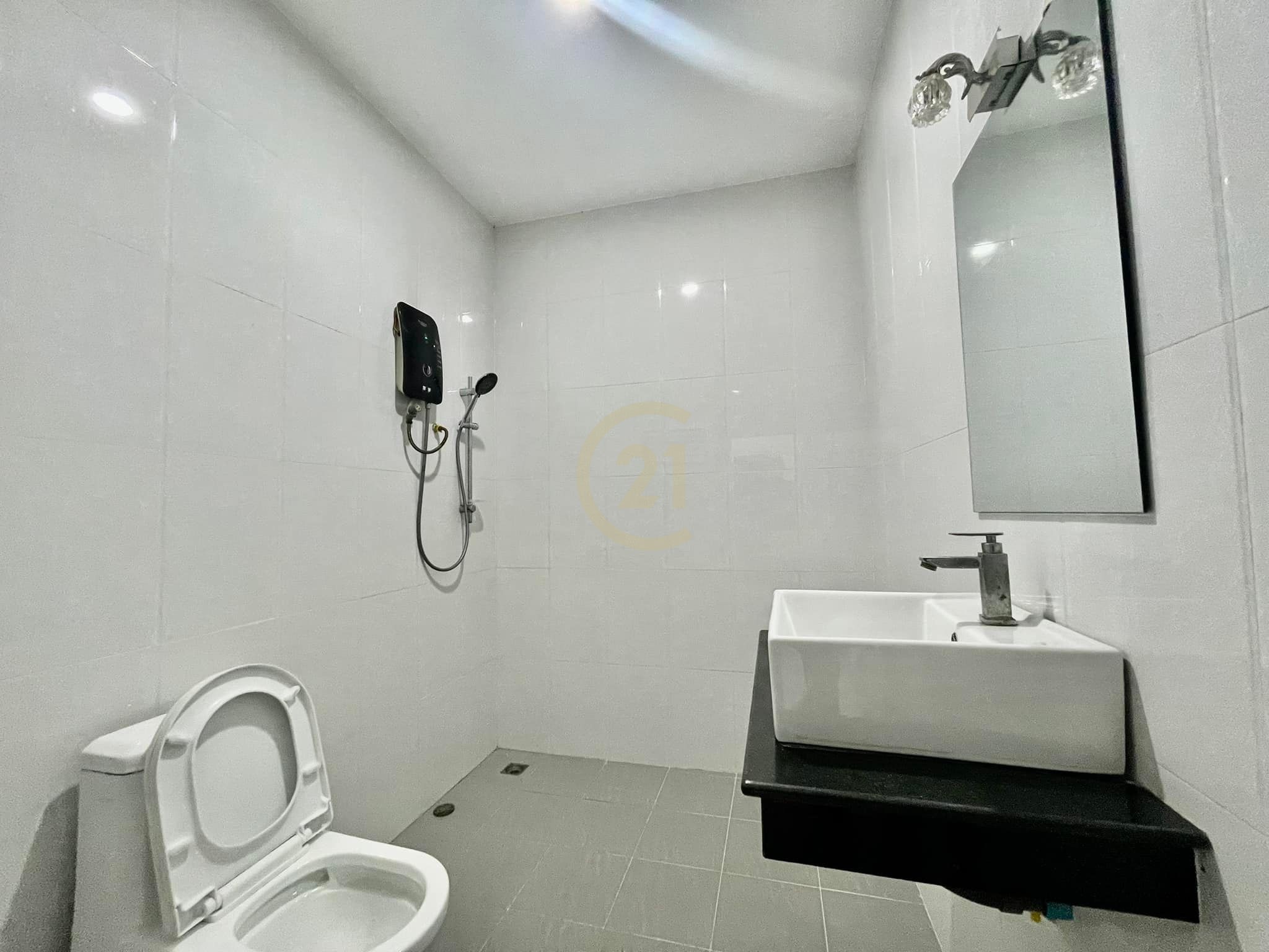 CLASSIC ONE BEDROOM FOR RENT