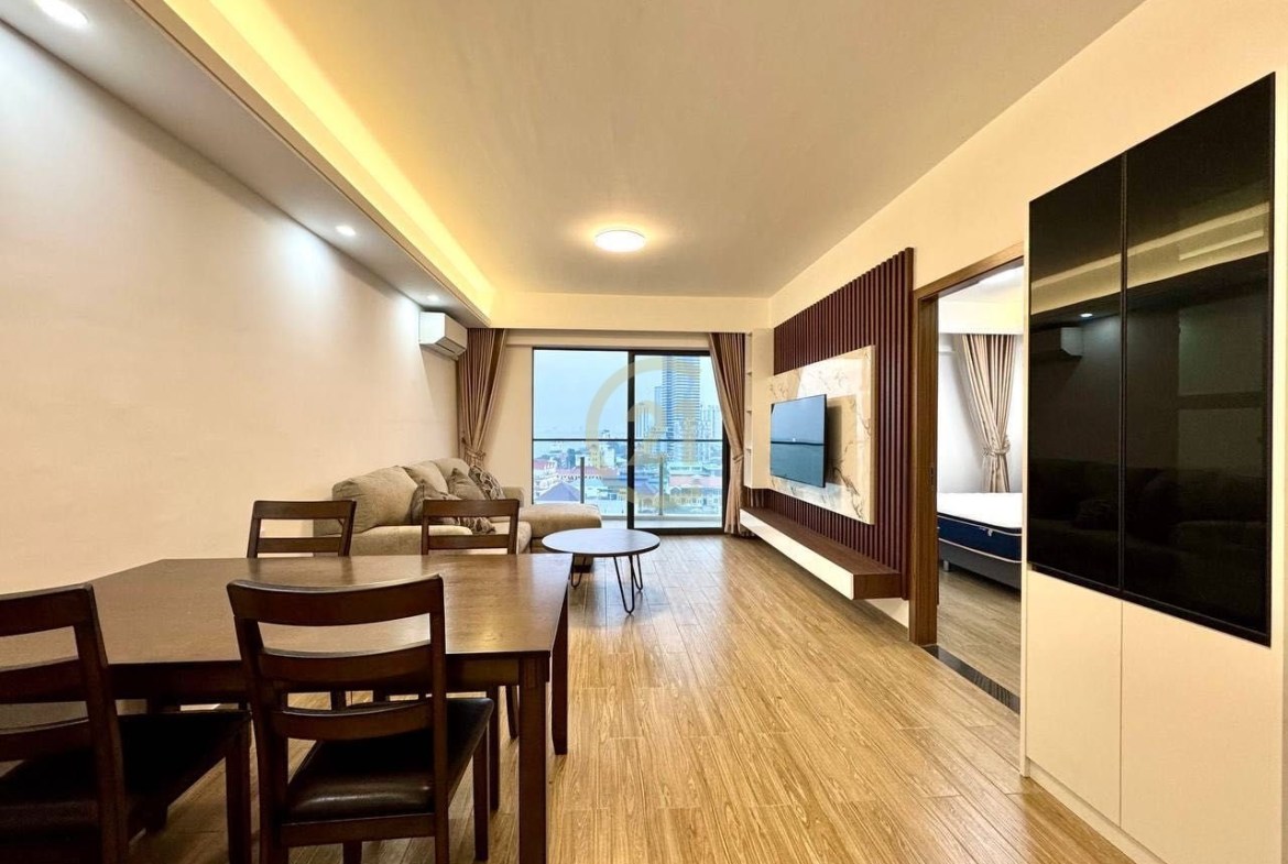 PRECIOUS THREE BEDROOM FOR REN