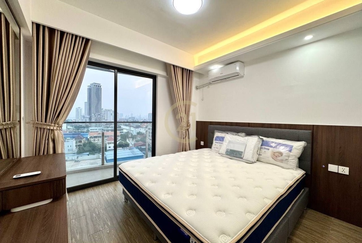 PRECIOUS THREE BEDROOM FOR REN