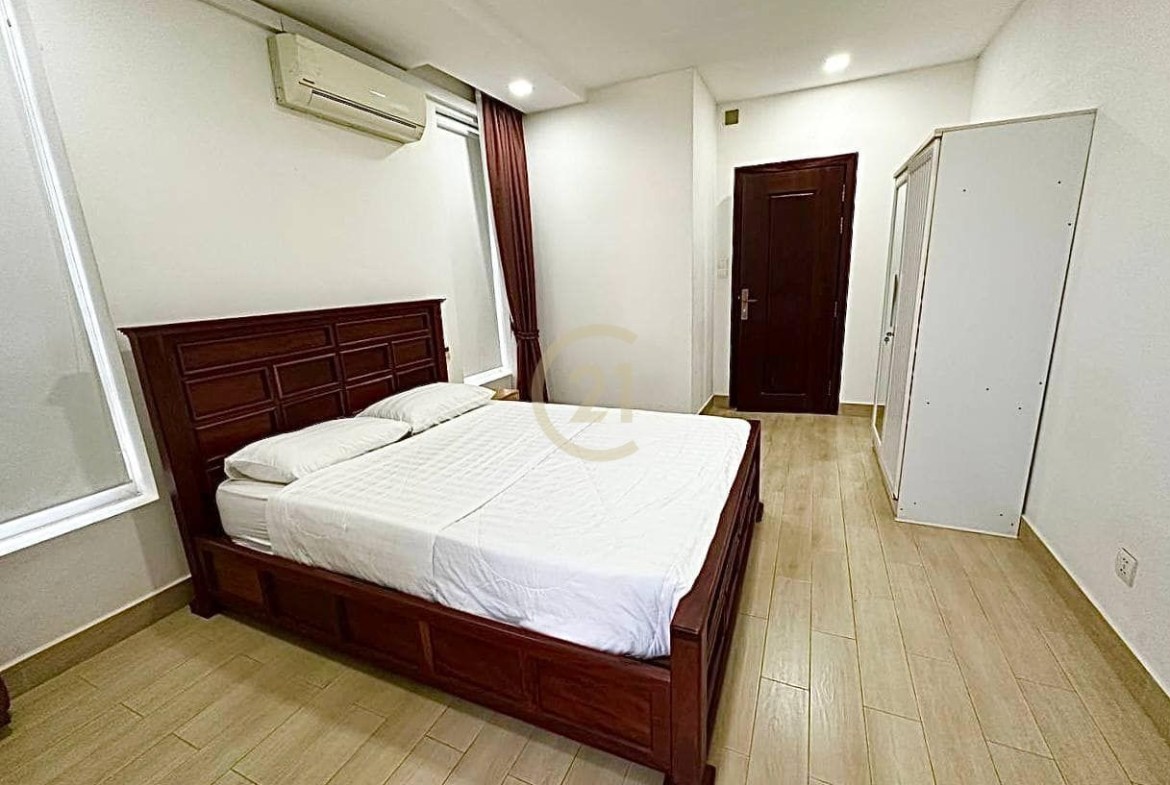 WESTERN ONE BEDROOM FOR RENT