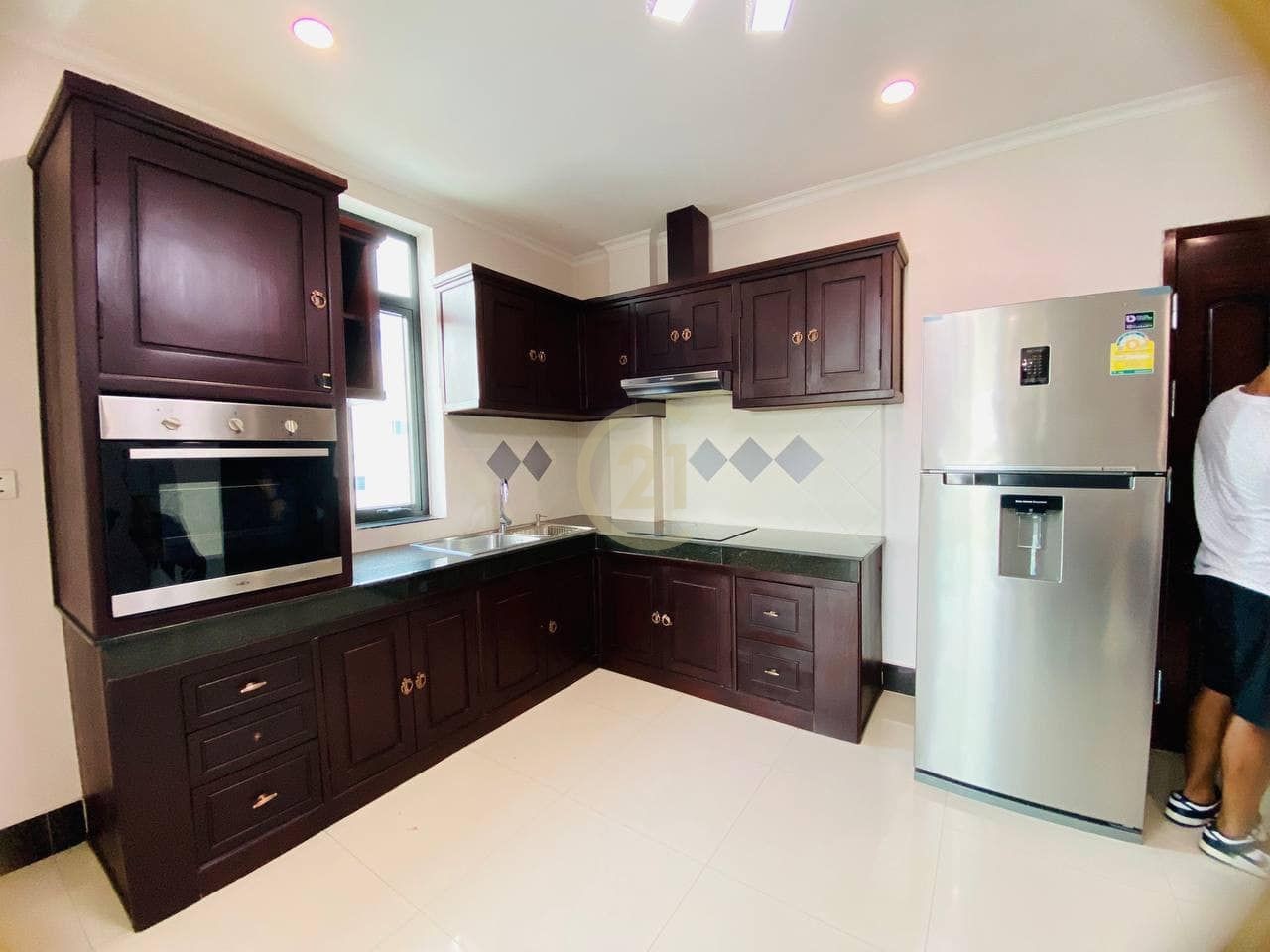 MODERN ONE BEDROOM FOR RENT