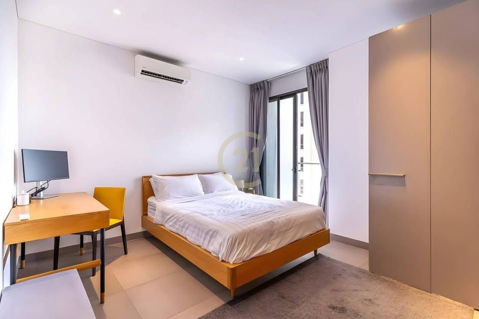 Luxury One Bedroom For Rent At BKK1
