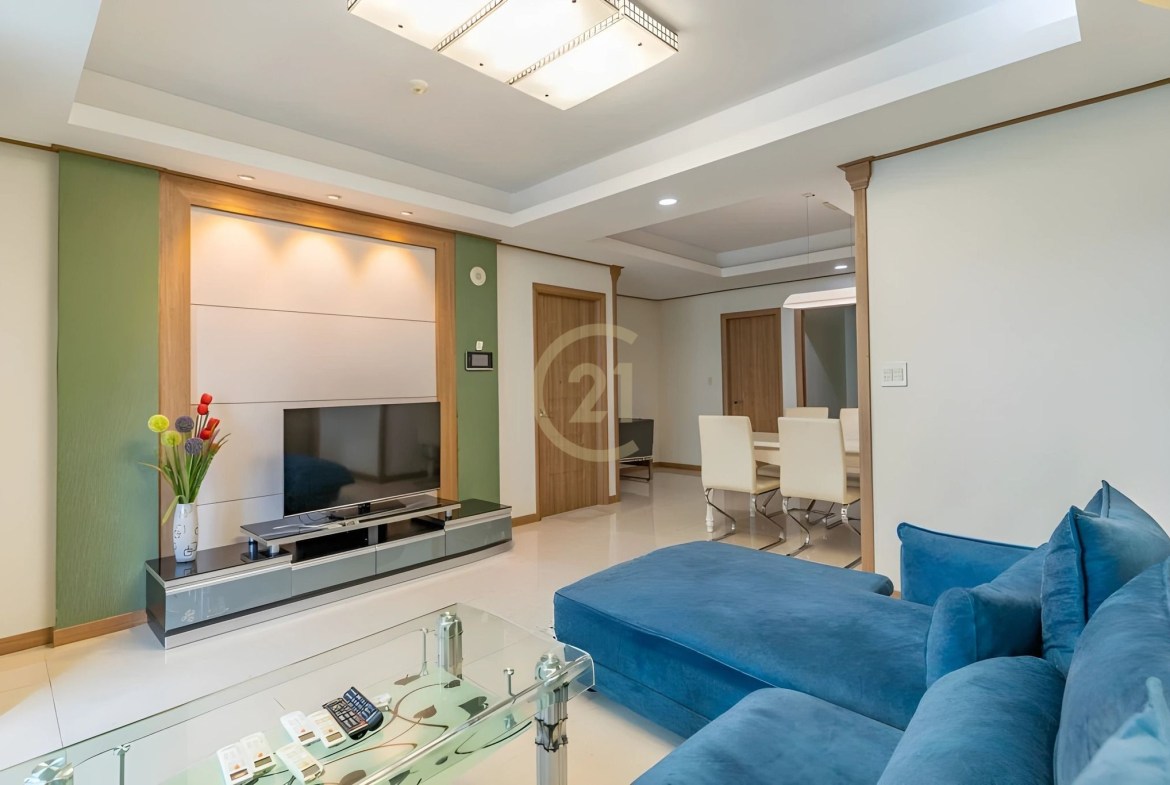 LUXURIOUS TWO BEDROOM FOR RENT