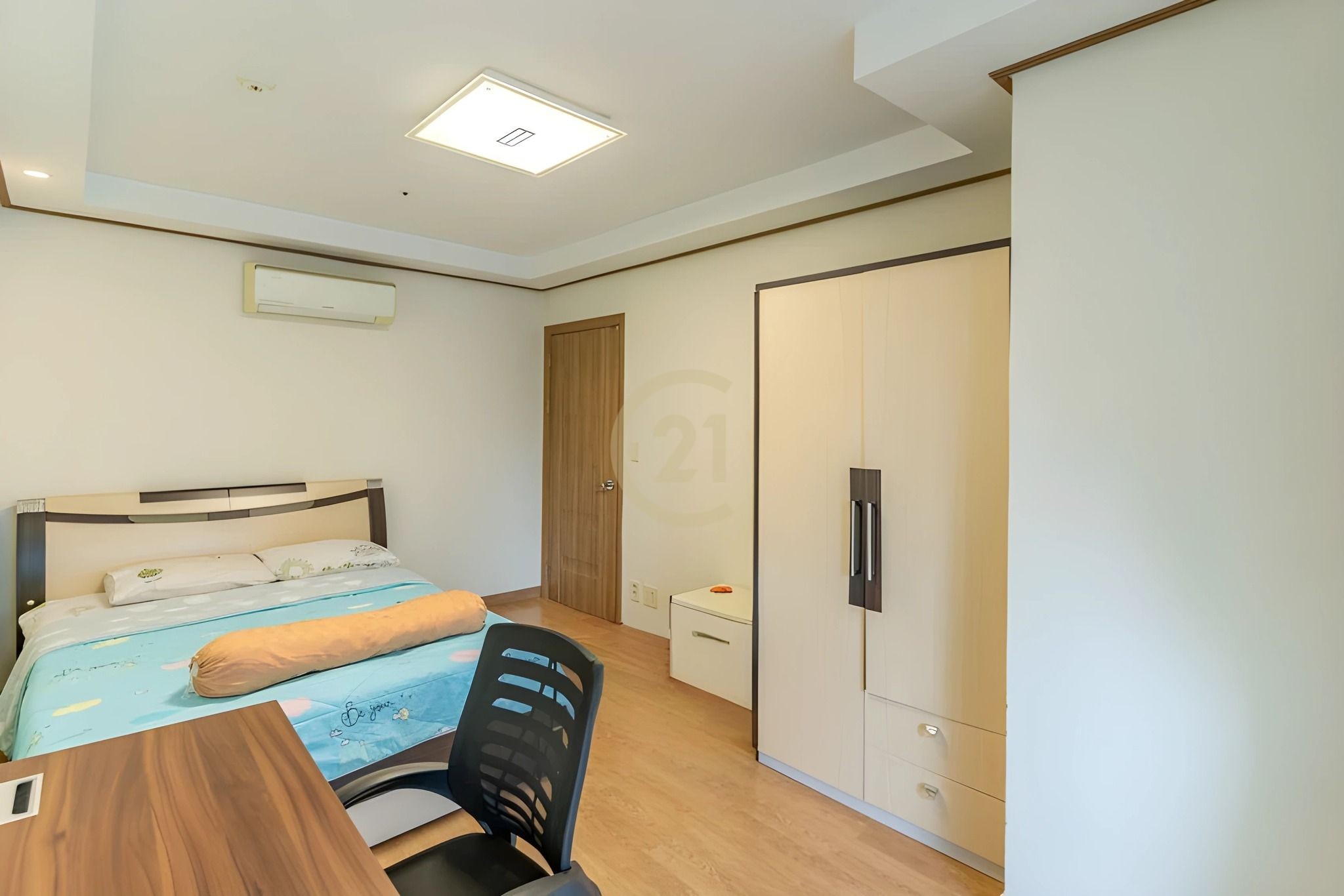 LUXURIOUS TWO BEDROOM FOR RENT