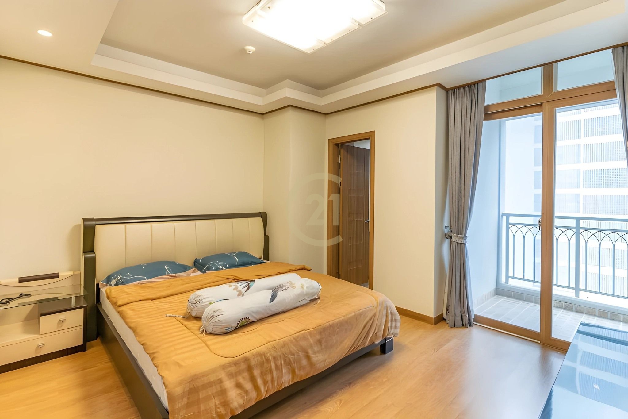 LUXURIOUS TWO BEDROOM FOR RENT