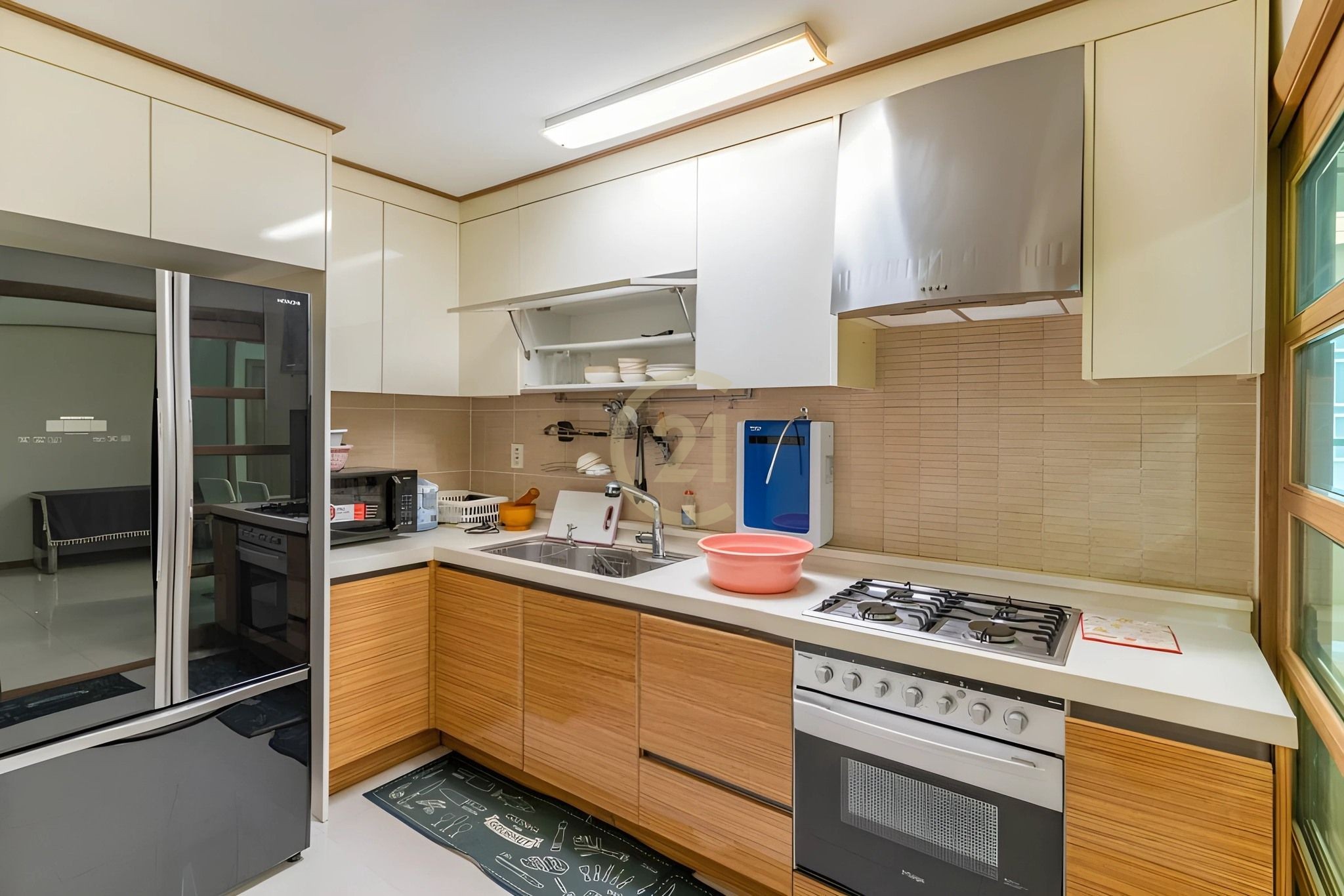 LUXURIOUS TWO BEDROOM FOR RENT