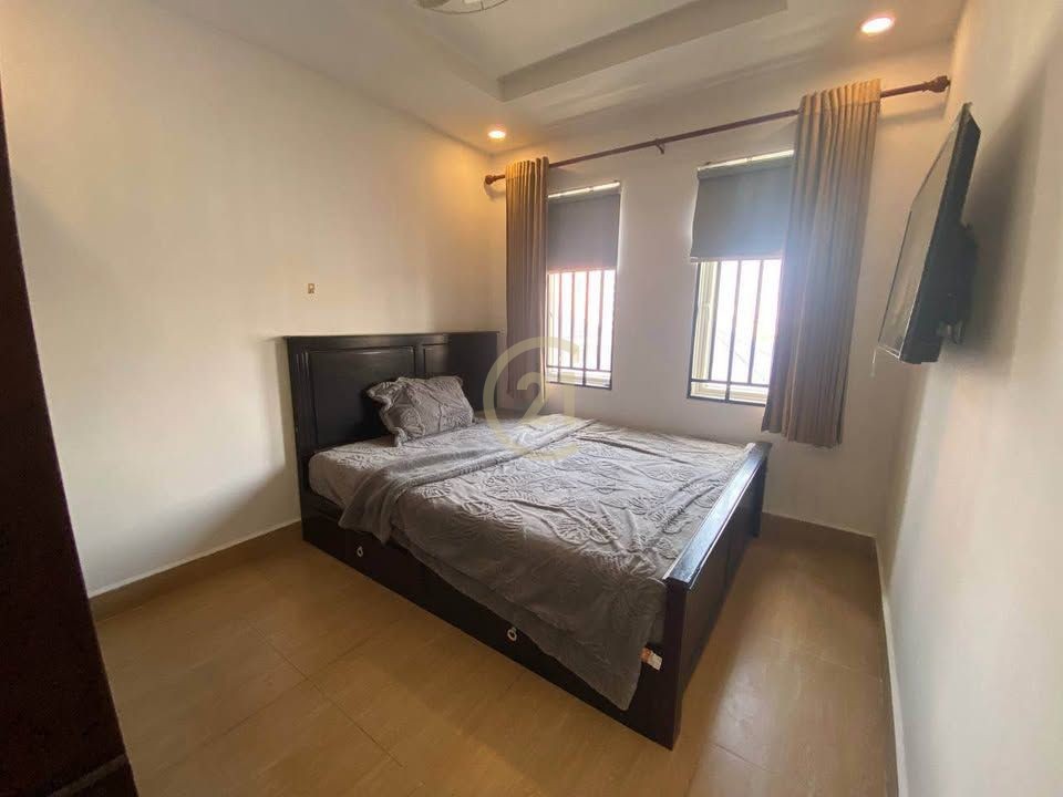 CLASSIC THREE BEDROOM FOR RENT