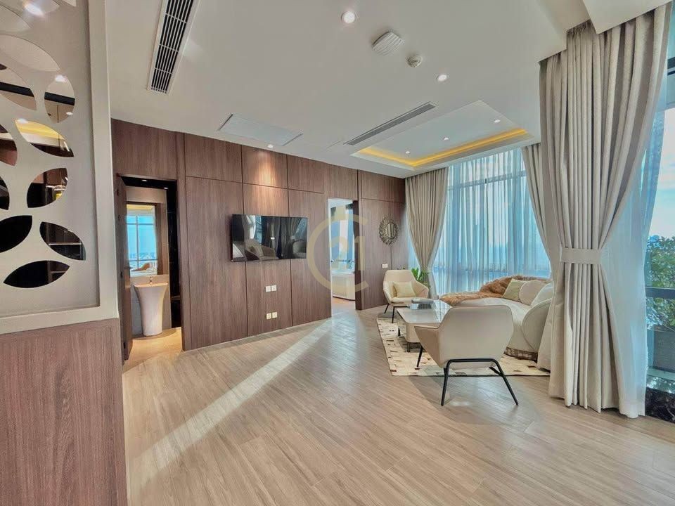 490706833_3526778704295047_6680209443917215227_n ELEGANT SKY VILLA FOR RENT