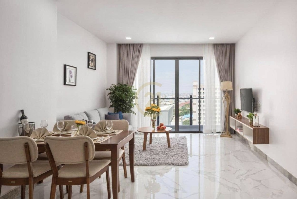 Spacious 3 Bedroom Apartment with Pool & Gym | Toul Svay Prey