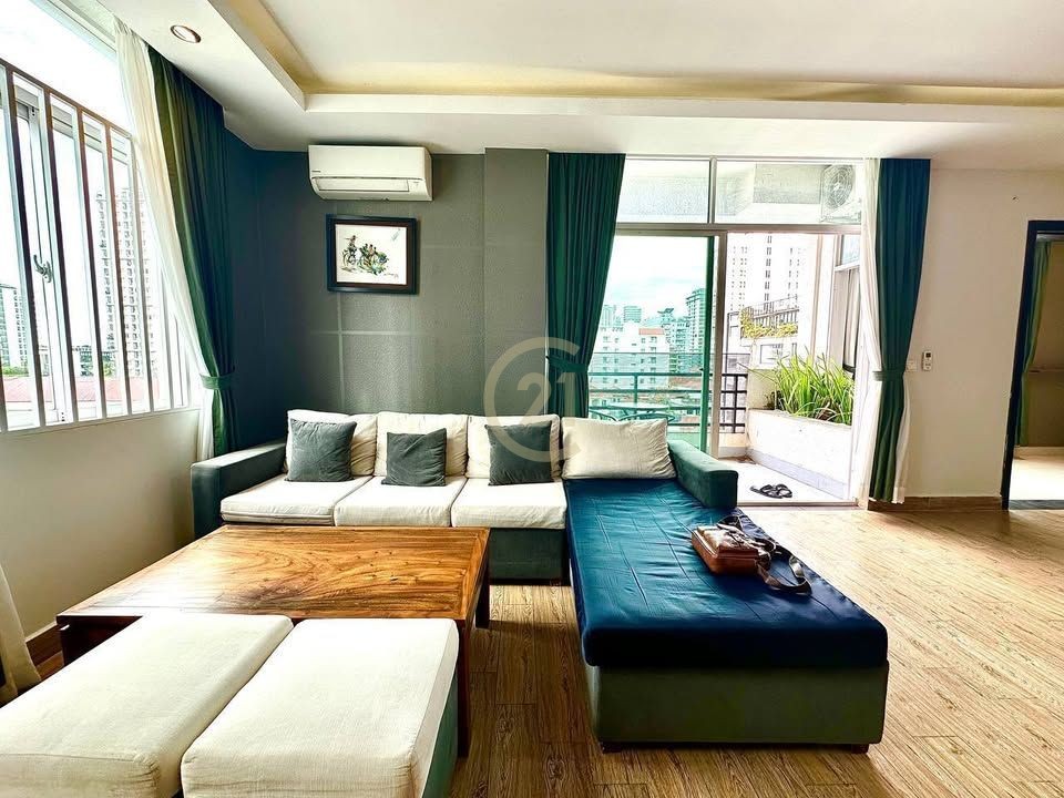Cozy  Three Bedroom For Rent At BKK1