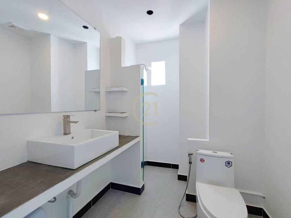 Luxury One Bedroom For Rent At Tonle Bassac