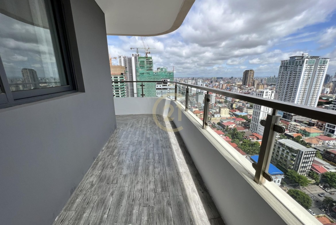 High-Class 3-Bedroom Apartment for Rent | BKK1