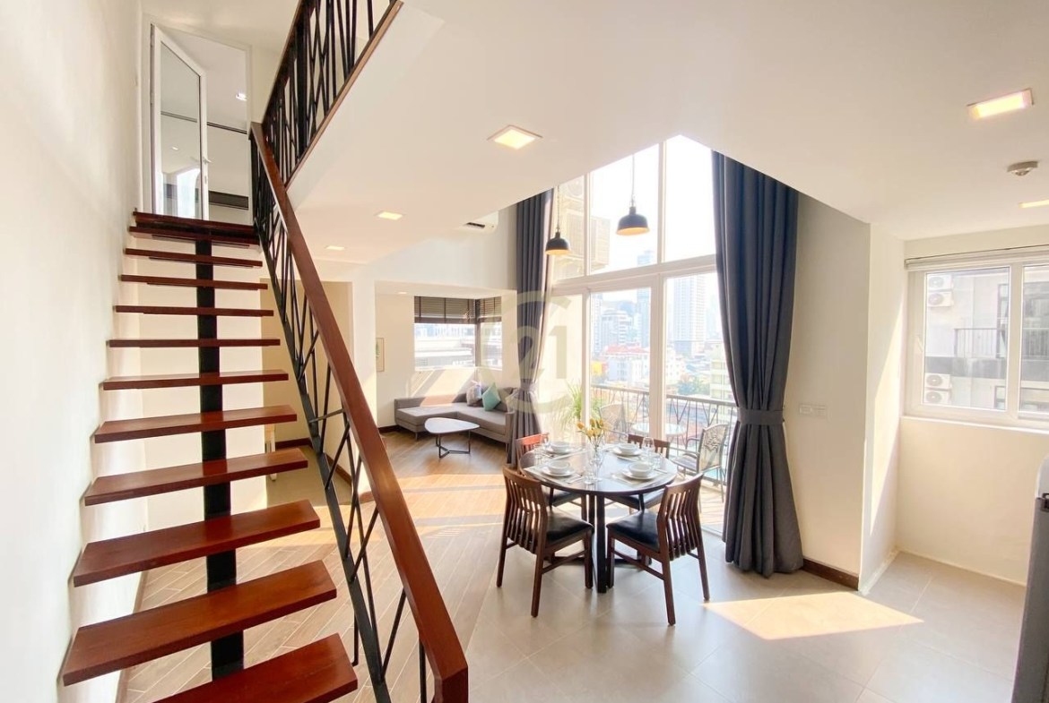 Stylish 2BR Duplex Apartment In Toul Tompung