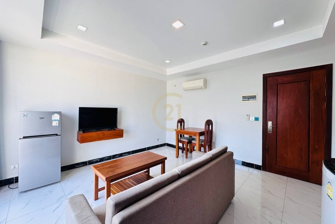 Spacious 1-Bedroom Apartment with 2 Balconies | Toul Tompoung (TTP)