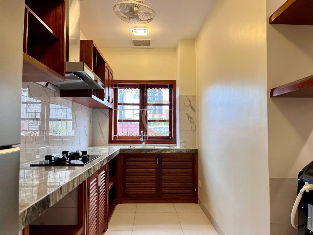 Luxury One Bedroom For Rent At BKK1