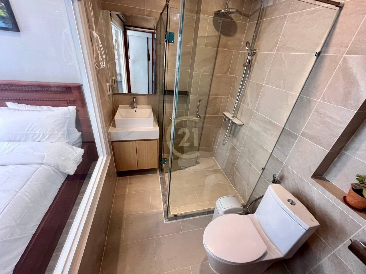 photo_1_2025-04-03_13-12-13 Luxury Studio room For Rent At Tonle Bassac