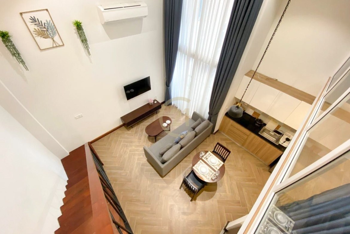 Modern Duplex 1BR with Pool & Rooftop Garden