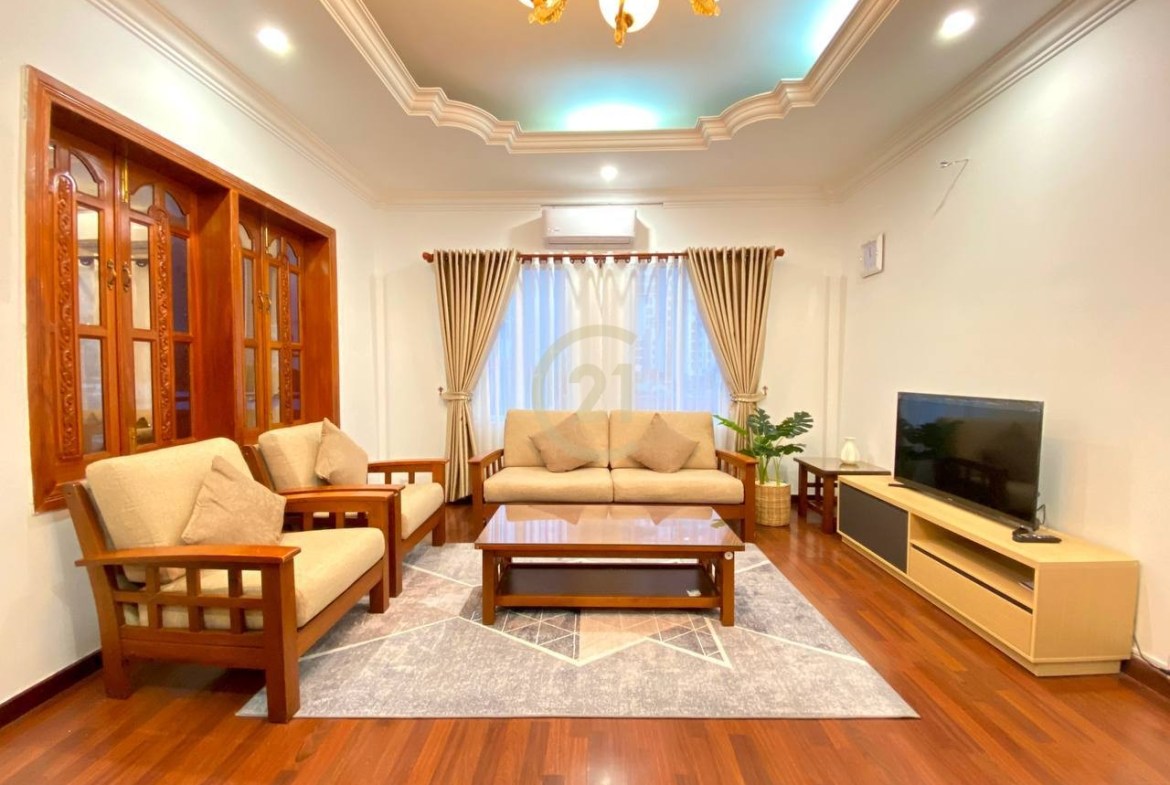Beautiful 1-BR Serviced Apartment In BKK1