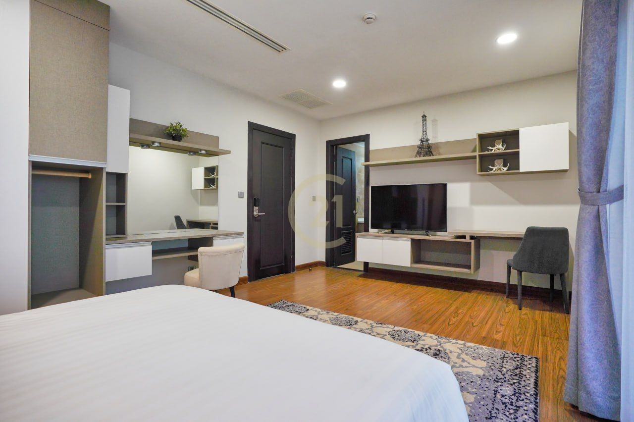 Stylist 2 Bedroom Apartment For Rent At BKK2