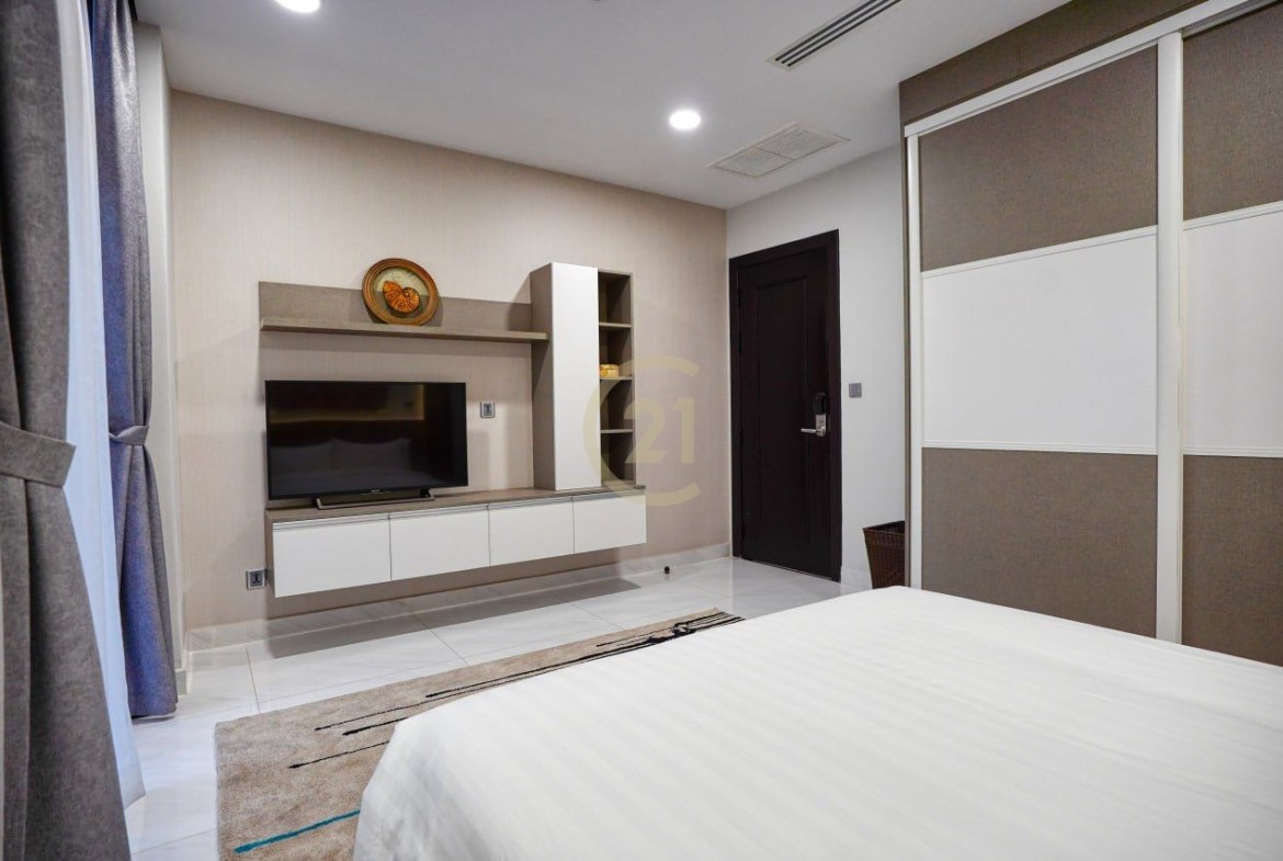 Stylist 2 Bedroom Apartment For Rent At BKK2