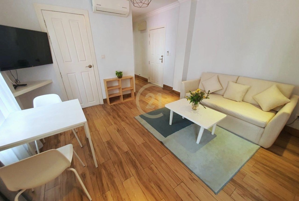 COZY ONE BEDROOM FOR RENT