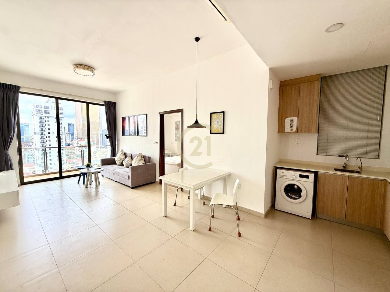 STYLISH ONE BEDROOM FOR RENT
