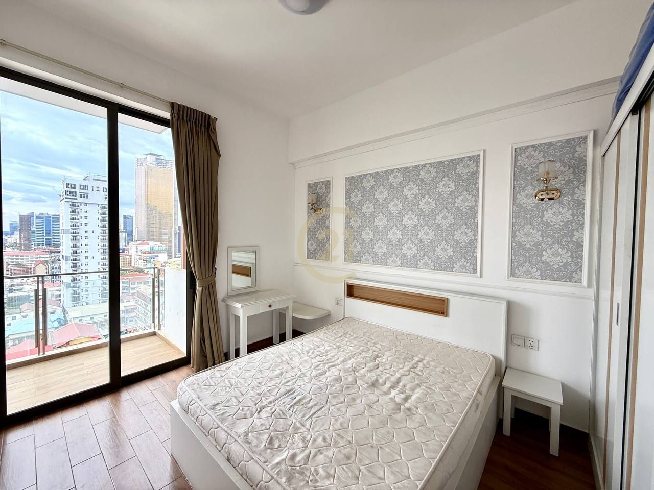 STYLISH ONE BEDROOM FOR RENT