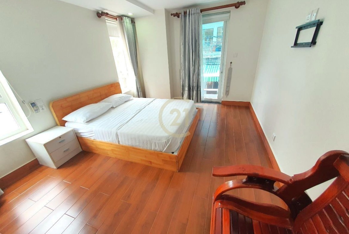 SPECIOUS FOUR BEDROOM FOR RENT